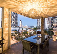 SoHo Penthouse - Australia Accommodation