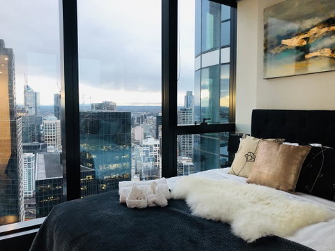Southbank Stylish Apt With CBD View (La Maison) - Australia Accommodation 2