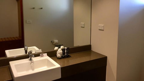 Sovereign Resort Hotel - Australia Accommodation 1