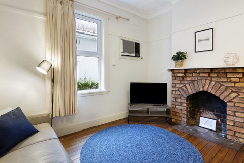 Spacious & Relaxed 4 Bed House - Pets Welcome - Australia Accommodation 3