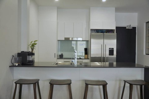 Spacious 2 Bed 2 Bath Unit - LUMA APARTMENTS - Australia Accommodation 3