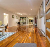 Spacious House in Heart of Surfers Paradise - Australia Accommodation