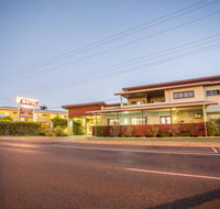 Spinifex Motel and Serviced Apartments - Australia Accommodation