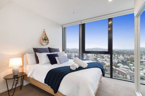 SPIRE - Fast Internet Monthly Stays W Carpark - Australia Accommodation 1