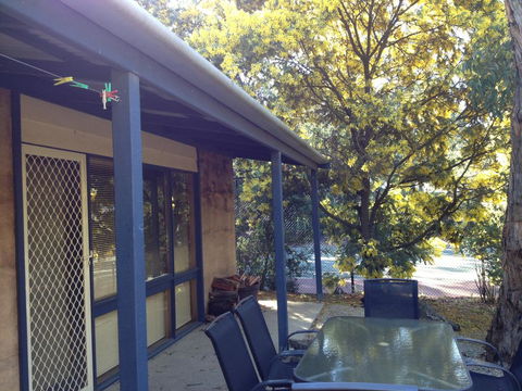Split Point Cottages - Australia Accommodation 2