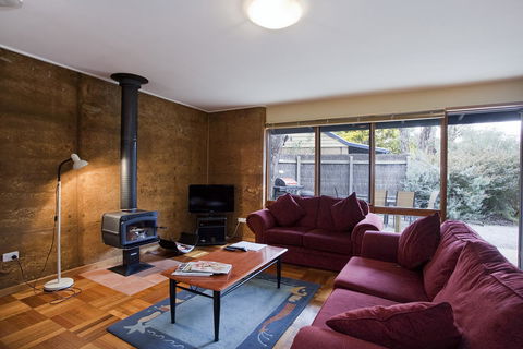 Split Point Cottages - Australia Accommodation 0