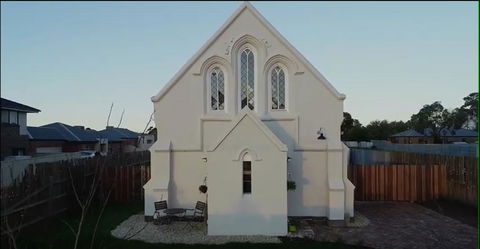 St James Converted Church - Australia Accommodation 2