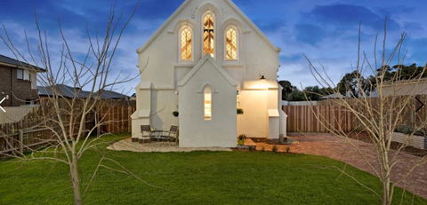 St James Converted Church - Australia Accommodation 0