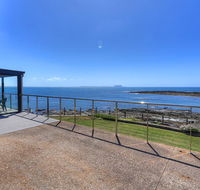 Stanley View Beach House - Australia Accommodation