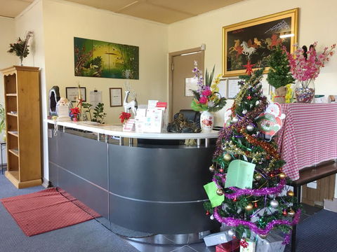 Statesman Motor Inn - Australia Accommodation 1