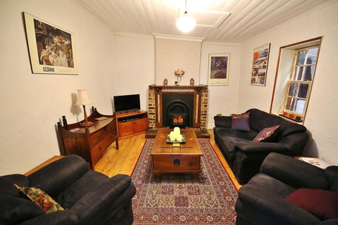 Stonewall Cottage - Australia Accommodation 2