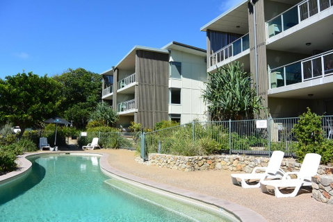 Stradbroke Island Beach Hotel - Australia Accommodation 2