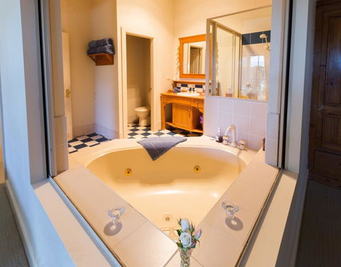 Strathearn Park Lodge - Australia Accommodation 3