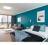 Striking and super convenient studio with balcony - Australia Accommodation