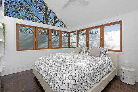 Stunning Architectural Family House In Rozelle - Australia Accommodation 2