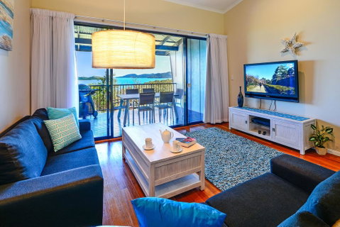 Stunning Panorama Apartments - Australia Accommodation 1