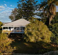 Stunning Queenslander - Australia Accommodation