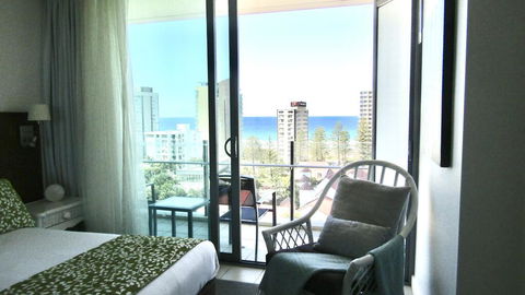Stunning Surfers Paradise Apartment - Australia Accommodation 1