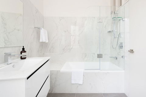STUNNING SYDNEY HOME 7 - Australia Accommodation 3
