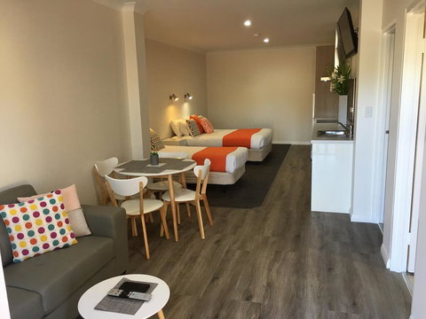 Sturt Motel - Australia Accommodation 0