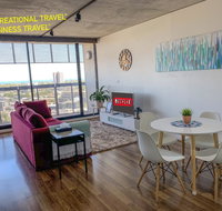 Stylish 2BR 2BT Apt with Bay Views Secure Parking Netflix Gym Pool and Wine - Australia Accommodation