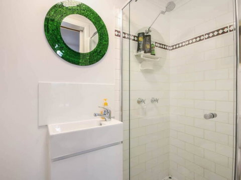 Stylish 3 Bedroom Family Home In Leafy Paddington - Australia Accommodation 1