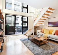 Stylish Loft Steps From City In Best Neighbourhood - Australia Accommodation