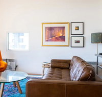 Stylish Warehouse Convert 2 Bedroom Apartment - Australia Accommodation