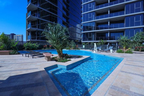 Stylist 2 Bedrooms Apartment With Pool/GYM/Parking - Australia Accommodation 2