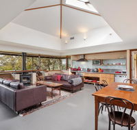 Summer House - Australia Accommodation
