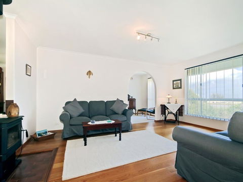 Sun & Sea - Australia Accommodation 1