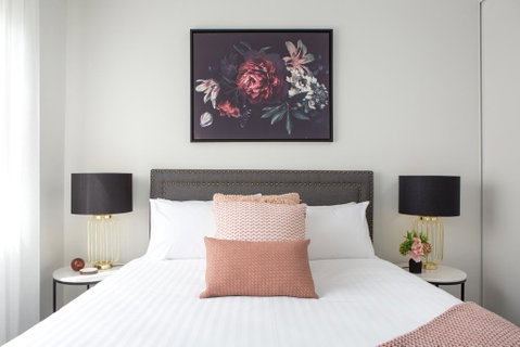 Sunny Apartment In Quiet And Green Neighbourhood - Australia Accommodation 1