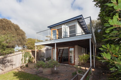 Sunseeker Cottage - Gorgeous Seaside Cottage - Australia Accommodation 2
