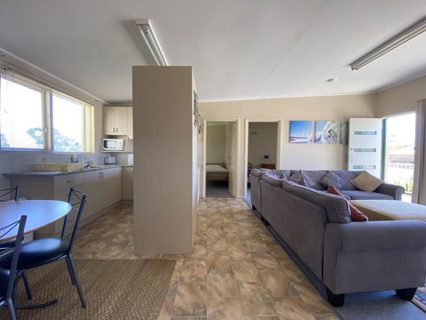 Surf Beach Sanctuary - Australia Accommodation 3