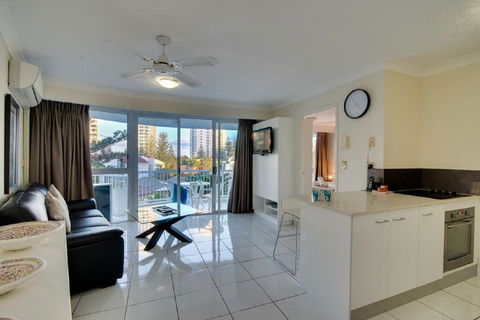 Surf Parade Resort - Australia Accommodation 3