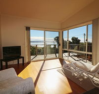 Surfside - Australia Accommodation