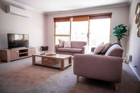 SWAN RIVER STAY, PERTH, WIFI, NETFLIX, APPLECROSS, FREO - Australia Accommodation 0