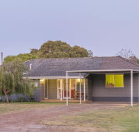 Swell Shack - Australia Accommodation