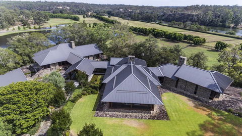 Sweven - Australia Accommodation 1