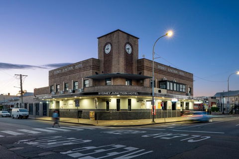 Sydney Junction Hotel - Australia Accommodation 0