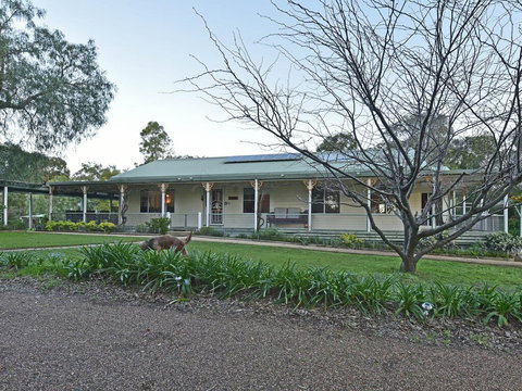 Tabitha Hill Estate - Australia Accommodation 2