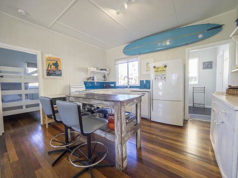 Tallowood Beachfront Cottage - Australia Accommodation 3