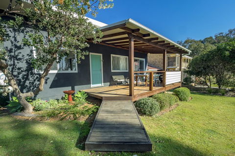 Tallowood Beachfront Cottage - Australia Accommodation 0