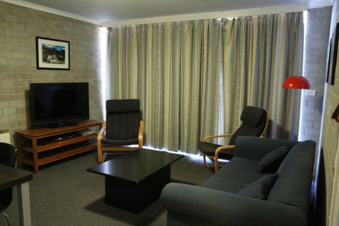 Tanderra 4 - Australia Accommodation 3