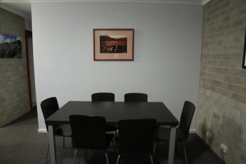 Tanderra 4 - Australia Accommodation 2