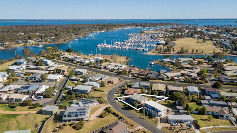 Tanjil - A Stroll From The Water In Paynesville - Australia Accommodation 0