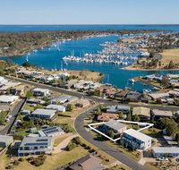 Tanjil - A stroll from the water in Paynesville - Australia Accommodation