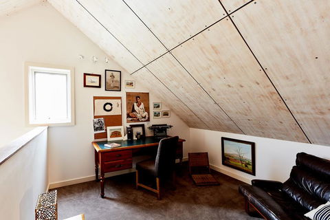 Tarndwarncoort - Farmer's Cottage - Australia Accommodation 1