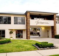 Tea House Motor Inn - Australia Accommodation