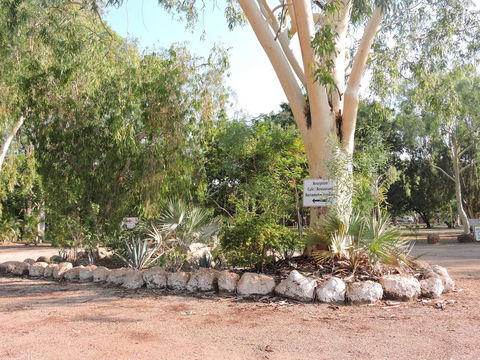 Territory Manor Motel & Caravan Park - Australia Accommodation 2